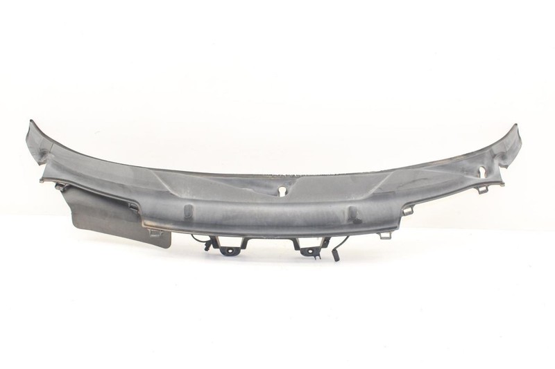 06-08 Porsche CAYMAN 2.7L Windshield Wiper Cowl Panel 99757206310