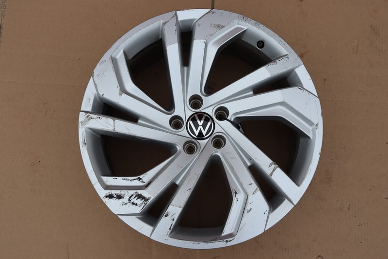 21-22 VOLKSWAGEN VW ATLAS WHEEL RIM R20 20X8 ET34 10 SPOKE OEM