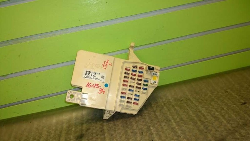13 14 15 16 HYUNDAI GENESIS COUPE 3.8L AT FUSE BOX OEM 1645-39