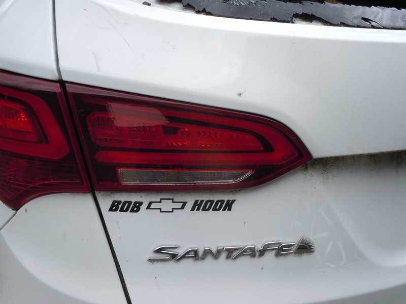 17 18 Hyundai Santa Fe Sport Hatch Lid Mounted Tail Light Driver Left SWB