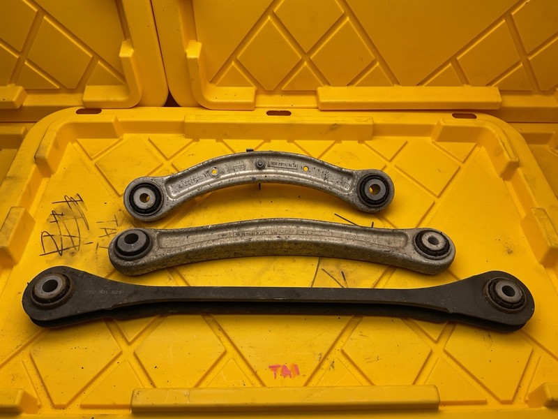 2011-2018 OEM Porsche CayenneRear Left Driver Side Suspension Control Arm SET