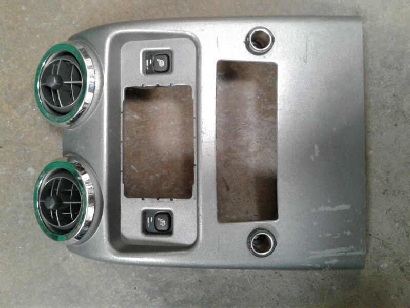 03-07 Hummer H2 Console Rear Panel & Vents Only Silver OEM 88986340