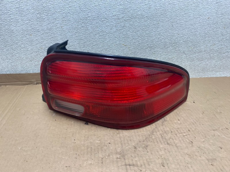 1995 to 2000 Dodge Stratus Right Passenger Rh Side Tail Light Oem U8642 DW