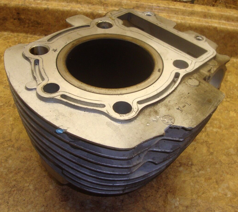 1985 Yamaha XV700 XV 700 Virago Rear Engine Cylinder Jug Barrel Motor 85