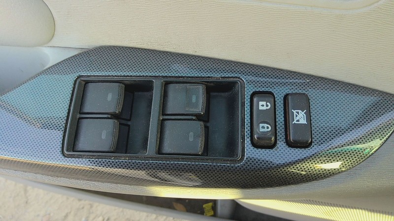 Door Switch Front TOYOTA SIENNA 11 12 13 14