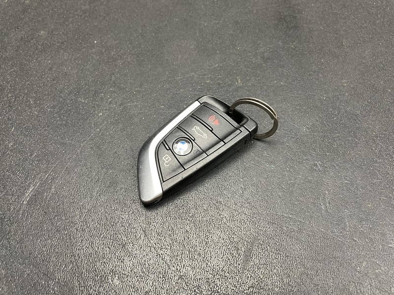 Keyless Entry Remote Key Fob 2018 BMW X1 66126805992 2016 2017 2019 2020 - 2022