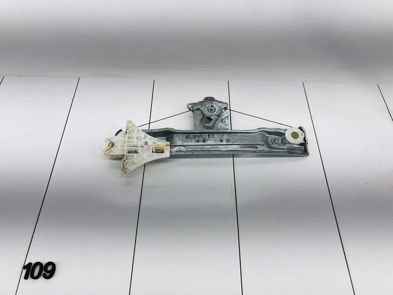 13-15 CHEVROLET MALIBU REAR RIGHT PASSENGER SIDE DOOR WINDOW REGULATOR OEM