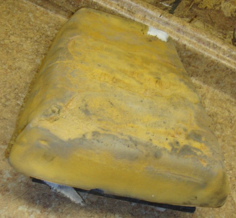 1996 Yamaha FZR600 FZR 600 R FZR600R Rear Back Seat Saddle Pan Passenger 96