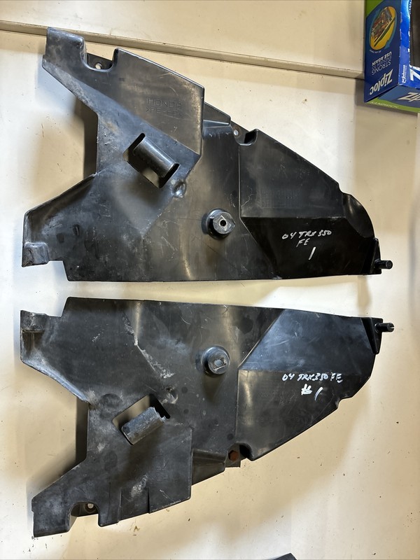 2004 RANCHER TRX350fe TRX 350 ES 4x4 Front Inner Fenders Splash Guards # 1 Good