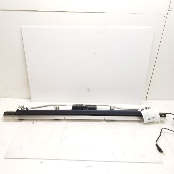 Mercedes 216 CL550 CL63 Rear Window Sun Shade Curtain Roller Blind 2168100120