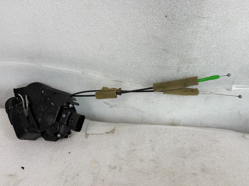 2001-2006 LEXUS LS430 Door Lock Latch Actuator Rear Right 69050-50050 OEM