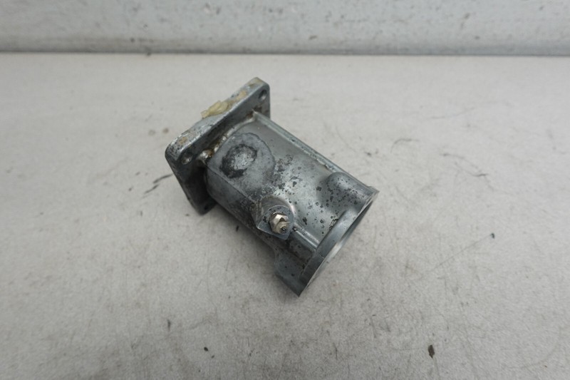 1976-1992 Kawasaki PWC JS300 440 550 OEM Driveshaft Bearing Holder Housing