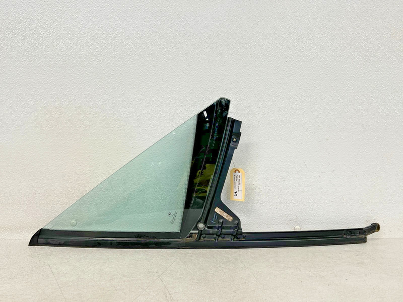 ⭐1996-2002 BMW Z3 CONV FRONT RIGHT PASS SIDE QUARTER WINDOW GLASS OEM LOT2658