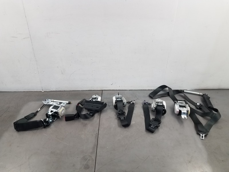 2025 Ford F150 Raptor RSeat Belt Set - * #5669 E3