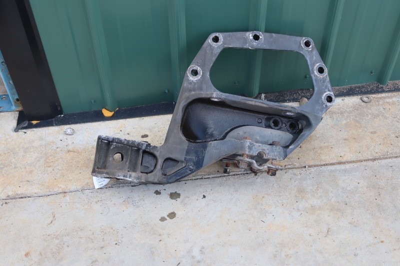 2009 KENWORTH T2000 FRONT RIGHT PASSENGER PACCAR FRAME HORN SPRING B11-1025R OEM