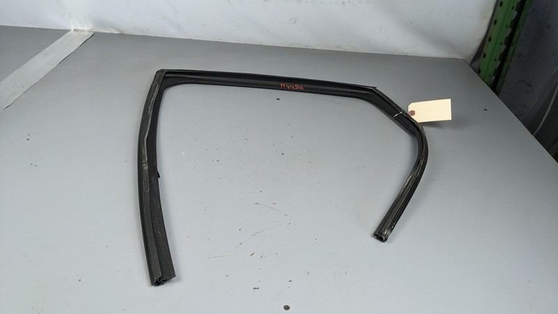 Rear Left Door Window Glass Run Channel 2020 Mazda CX-5 KB7W-73-605 2017 - 2023