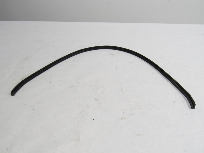 10-20 Bentley Mulsanne 2012 Front Hood Bonnet Radiator Weather Strip Seal @1
