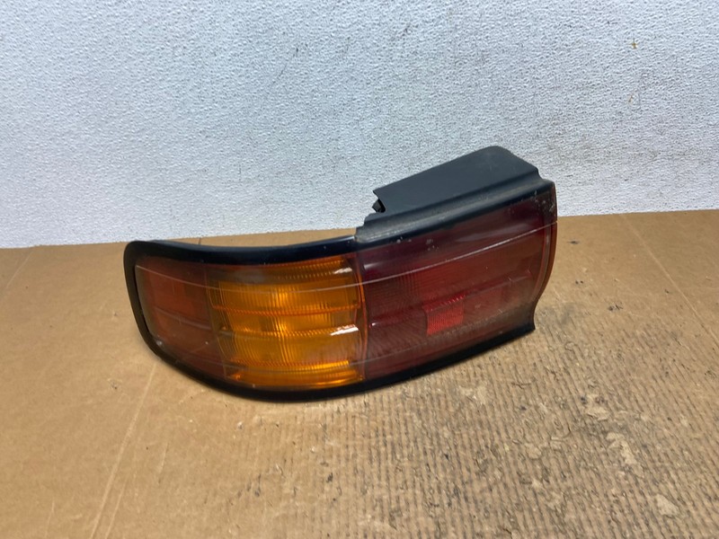 1992 1993 1994 Toyota Camry Left Driver LH Side Tail Light OEM AE2768 LK