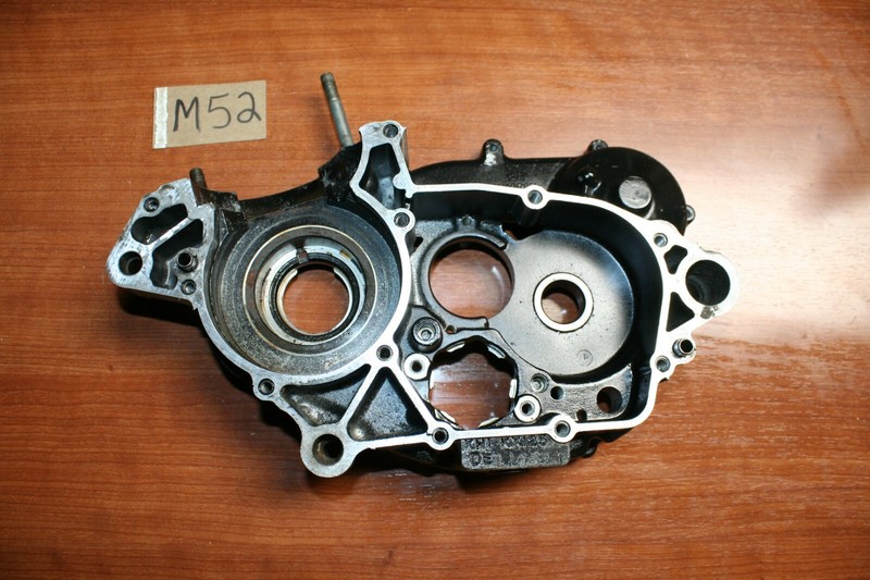 1986 Kawasaki KX125 Engine Crankcase Right Case Half OEM 86 F