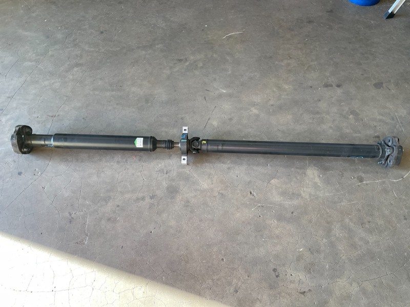18 19 20 Genesis G80 Rear Driveshaft Drive Shaft Assembly RWD 3.3L 1617 OEM