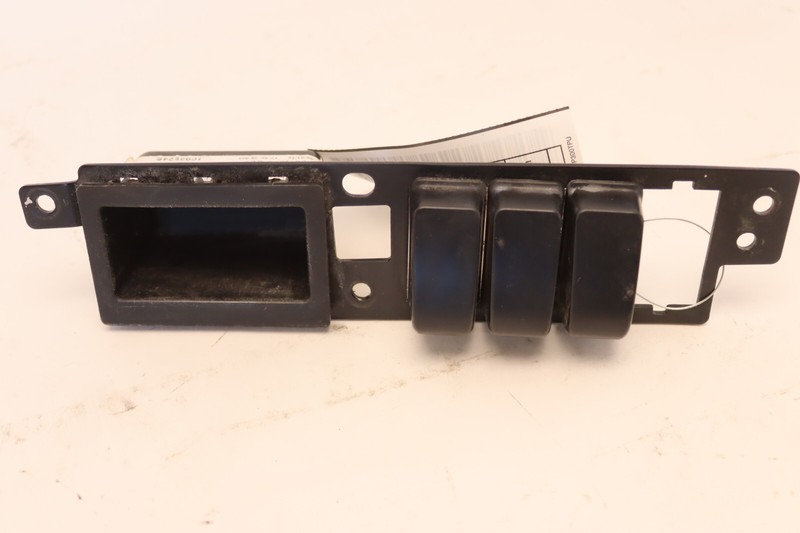 2014-2024 KENWORTH T680 DASHBOARD DASH SWITCH COVER BEZEL S06-1073-601 OEM