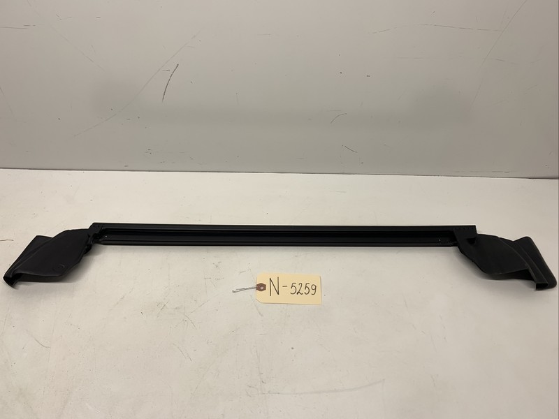 20-22 TESLA MODEL Y REAR RIGHT DOOR WINDOW INNER BELT WEATHERSTRIP SEAL 5259 U8