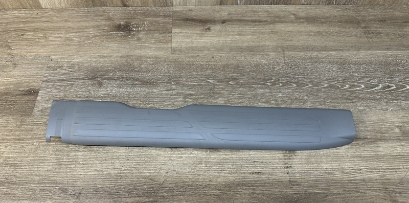 2005-09 TOYOTA TACOMA REAR RH DOOR SILL SKID OEM PART # 67917-04040