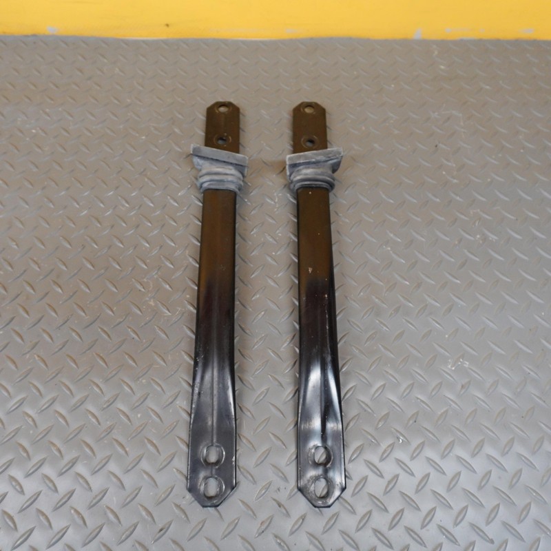 2017-2020 JAGUAR F-PACE Strut Brace Fender Radiator Support Bracket Pair Oem