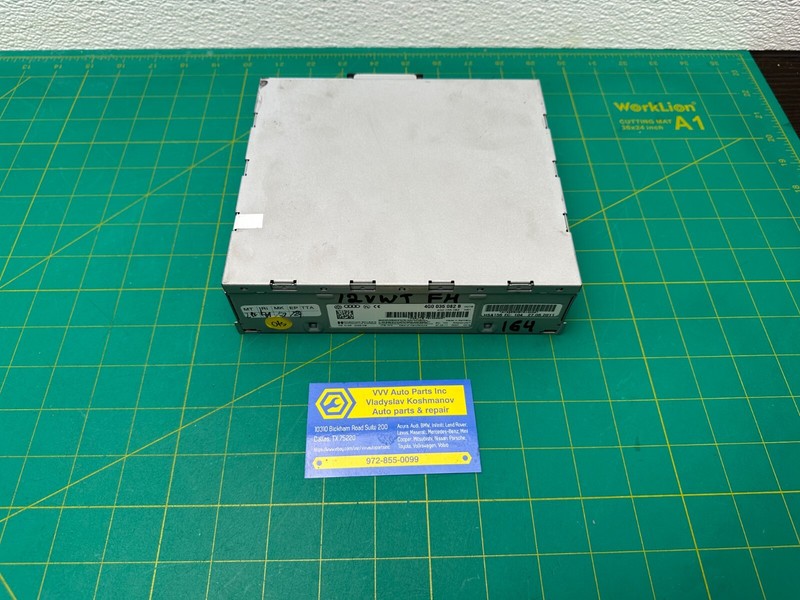 11-14 Volkswagen Touareg SATELLITE RADIO RECEIVER CONTROL MODULE OEM