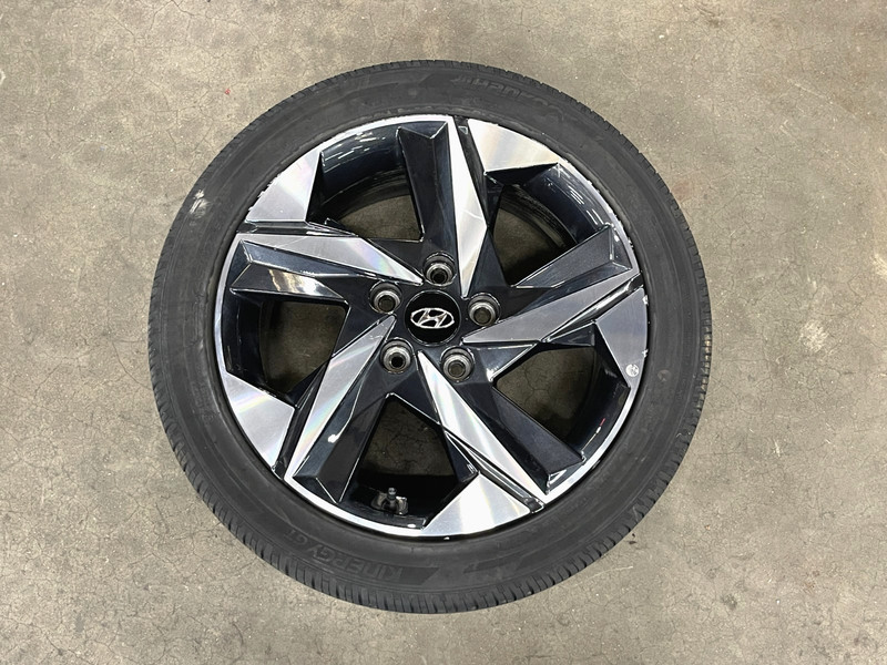 ⭐2021-2023 HYUNDAI ELANTRA WHEEL RIM TIRE 225/45/17 7X17 5 SPOKE OEM LOT2677