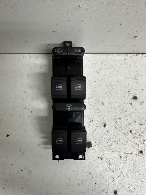 2002-2005 Hyundai Sonata Left Front Driver Master Power Window Lock Switch Oem