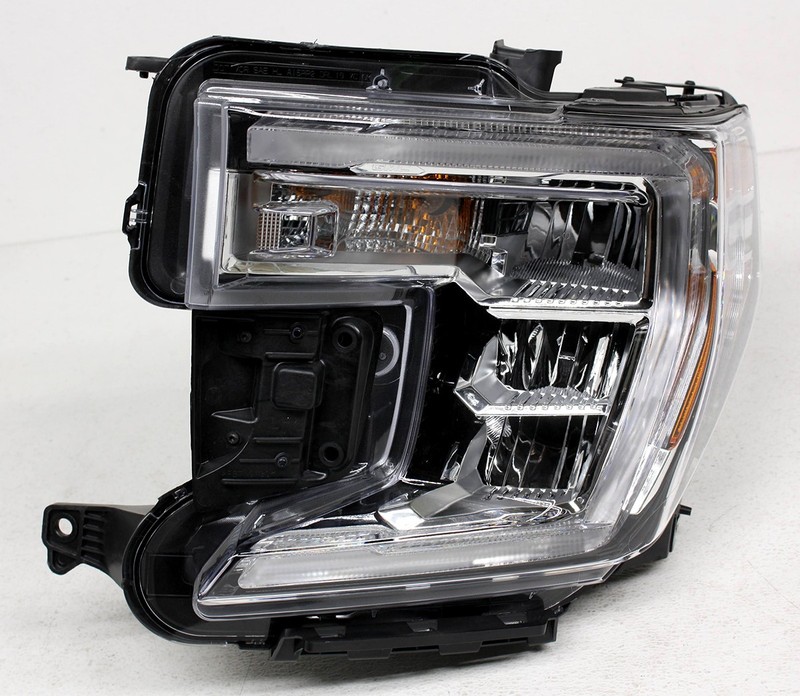 OEM Left Driver Side LED Headlamp For GMC Sierra 1500 84772473 Missing Tab