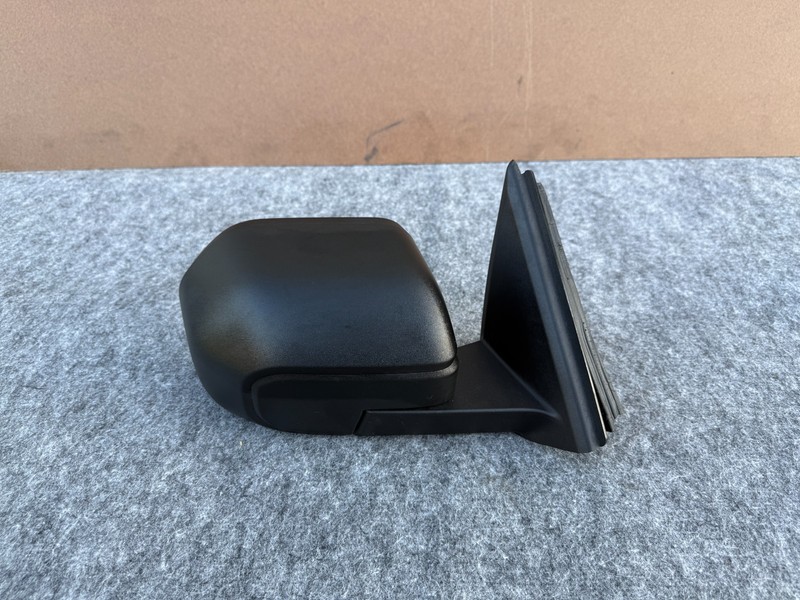 FORD BRONCO SPORT 21-25 OEM RIGHT PASSNGER DOOR MIRROR WITH BLIND SPOT (BLACK)