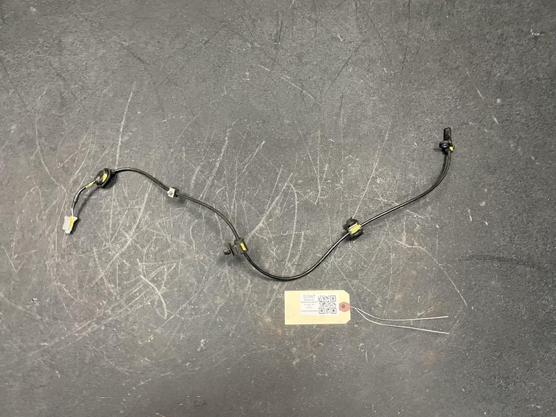 Front Right ABS Wheel Speed Sensor 2022 Subaru Forester 27540-FL022 2019 - 2023
