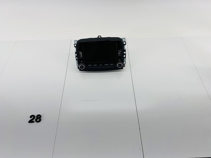 14-17 FIAT 500L FRONT CENTER DASH INSTRUMENT PANEL DISPLAY SCREEN & MODULE OEM