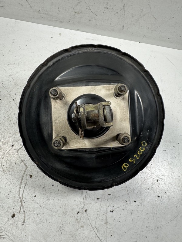 00-01 Honda S2000 Brake Booster 01469-S2G-951 OEM