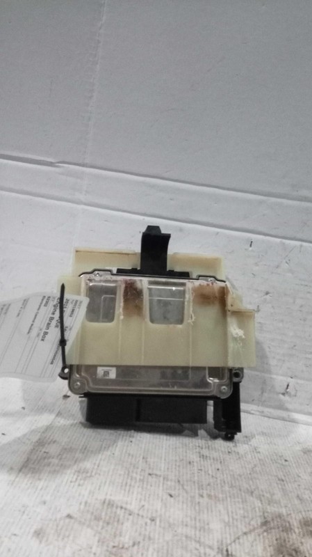 2015 Land Rover Evoque Engine Control Module ECM Black OEM FJ3212B684MC