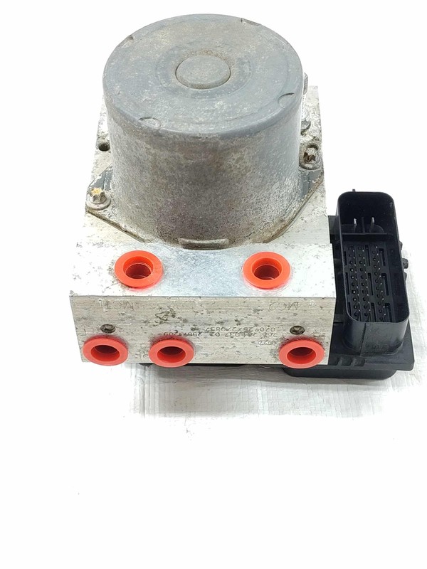 Chevrolet Silverado 1500 ABS Anti Lock Brake Pump Assembly 2008 P/N 25871209