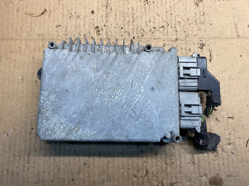 1999 Dodge Caravan Brain Computer Brain Engine Control ECU ECM V2393 DG