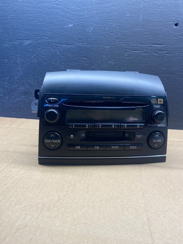 2004 to 2010 Toyota Sienna AM FM CD WMA Mp3 Radio Receiver ad1535 DG