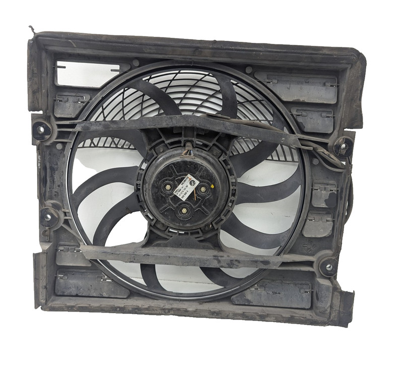 1998-2001 BMW 740iL Electric Radiator Cooling Fan Assembly OEM