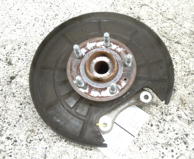 2017-2019 Cadillac XTS Rear Spindle Knuckle Hub Passenger Right FWD OEM