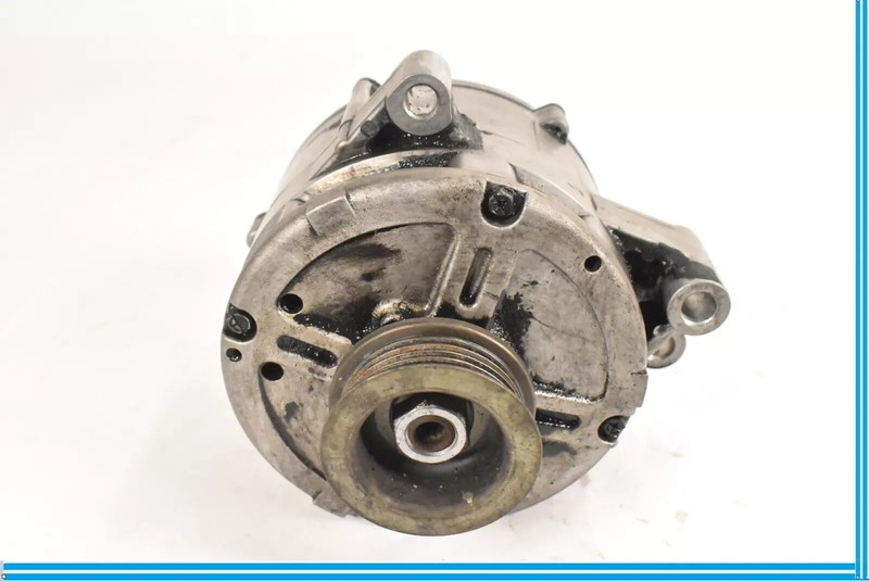 04-09 Cadillac XLR Convertible 4.6L V8 Hitachi Alternator Generator 10440924 OEM