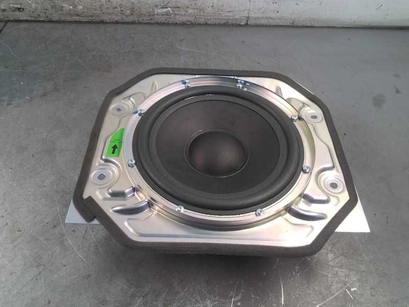 2013 Camaro ZL1 Vert Rear Boston Subwoofer#2503 J5