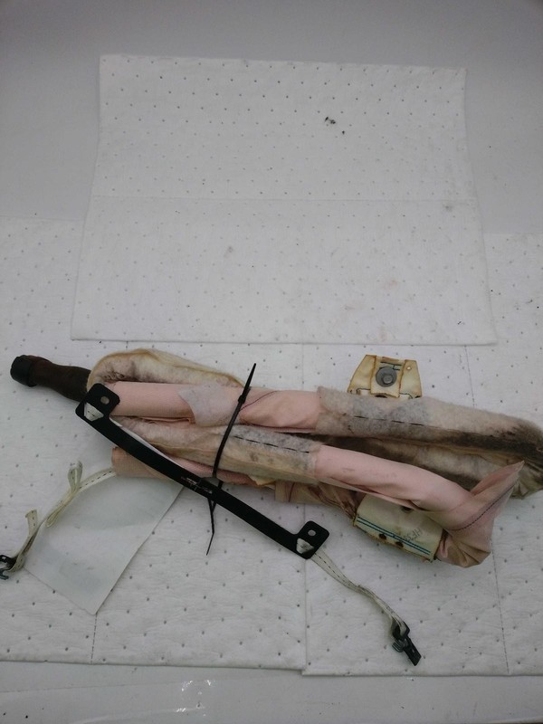 Used Right Curtain Air Bag fits: 2012 Jeep Grand cherokee front passenger roof R