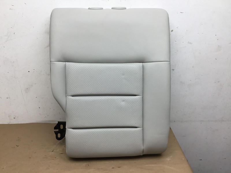 Mercedes E350 W212 Rear Right Passenger Upper Seat Cushion Cover Pad 10 - 16 :O