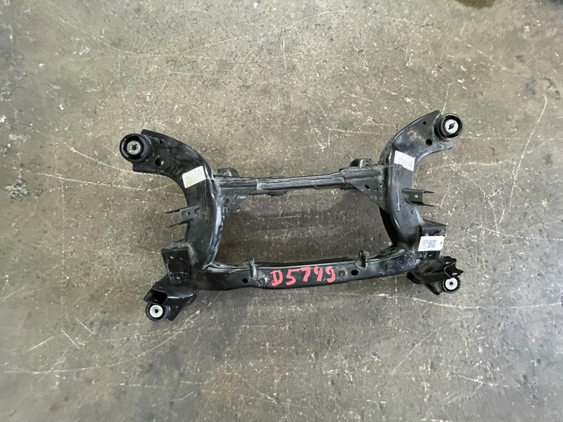 Rear Crossmember 2018 Dodge Challenger 68339956AA 2017 2019 2020 2021 2022 2023
