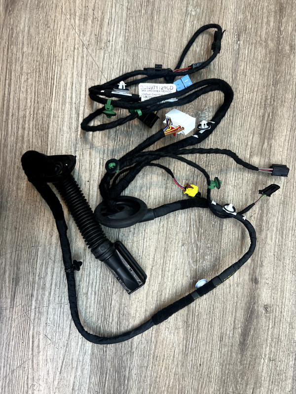 2018-2023 V.W ATLAS FRONT RH DOOR HARNESS ASSY OEM PART# 3CN.971.121.CD