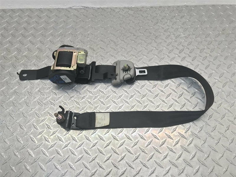 04-06 KIA AMANTI DRIVER FRONT RETRACTOR OEM 210-52639