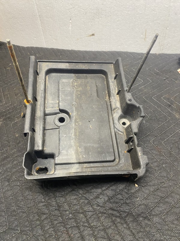 2019 Kia Sorento L Battery Tray OEM AG13-10723-AE